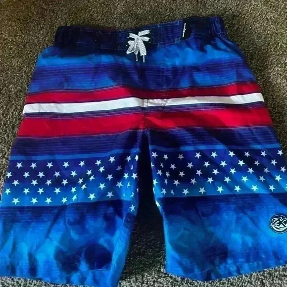 Boys swim trunks - size 10/12 - Picture 4 of 8